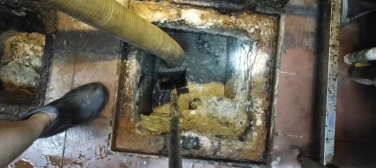 兴城污水池清理一般都有毒气，怎么预防中毒呢？